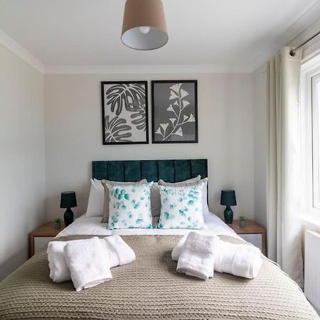 Spacious Sea View 2 Bedroom Sleeps 6-Free Parking Борнмът Екстериор снимка