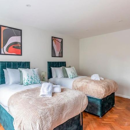 Spacious Sea View 2 Bedroom Sleeps 6-Free Parking Борнмът Екстериор снимка